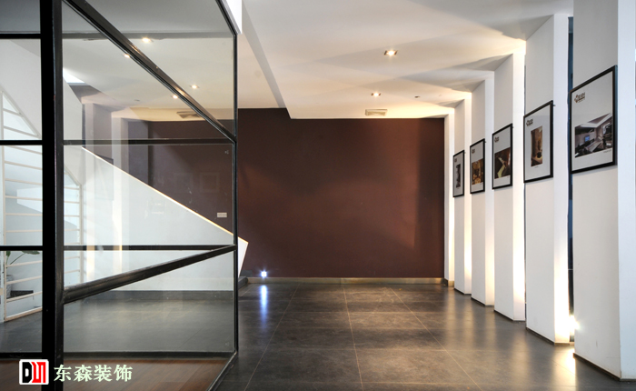 深圳客廳裝修設(shè)計